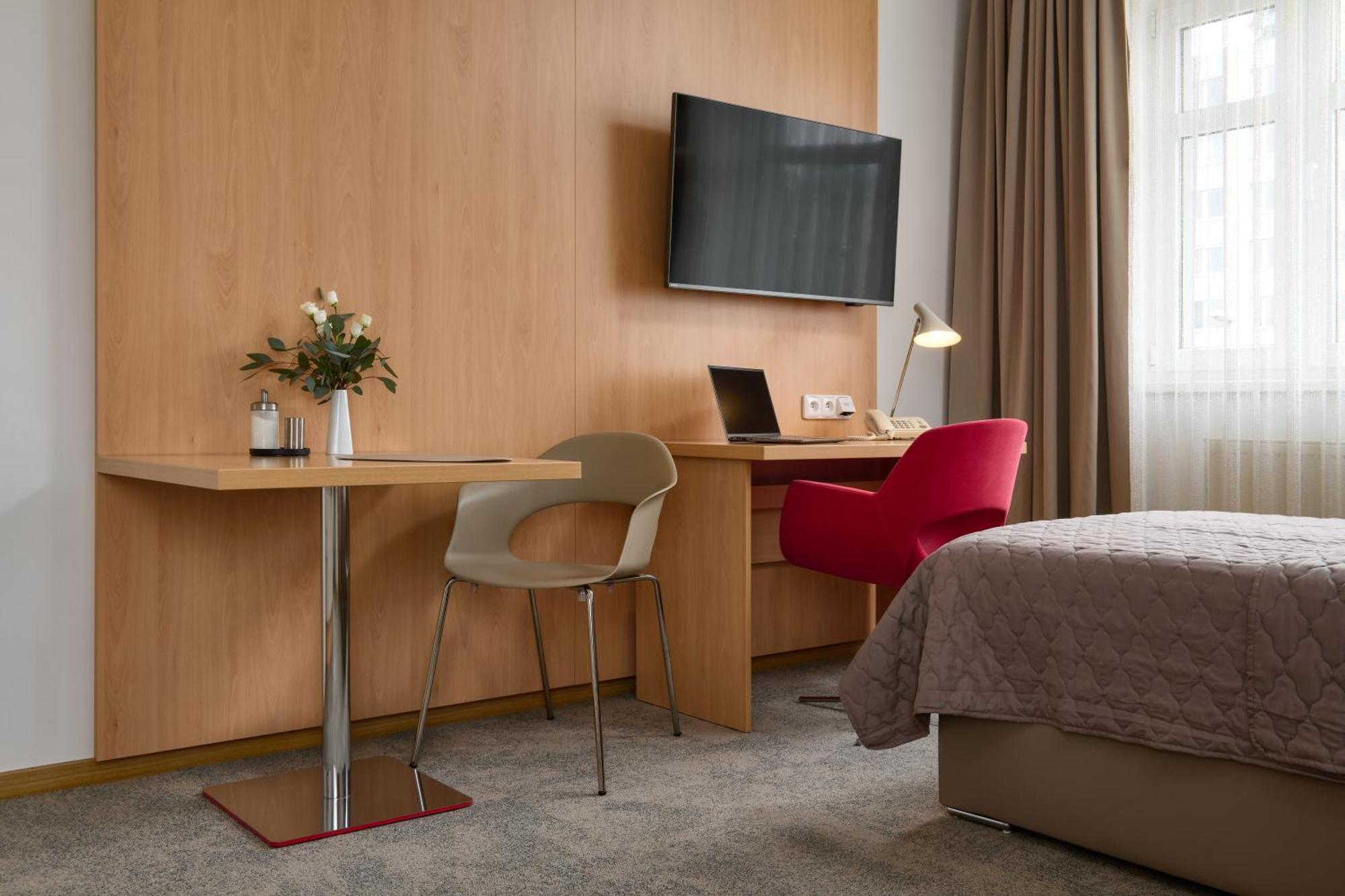 Hotel Osvit Mladá Boleslav エクステリア 写真